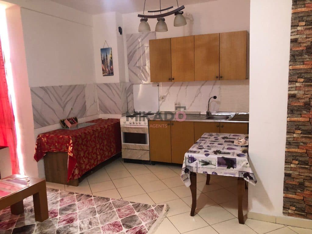 Apartament 1+1 me qira – Astir, tek Artisti ! 2