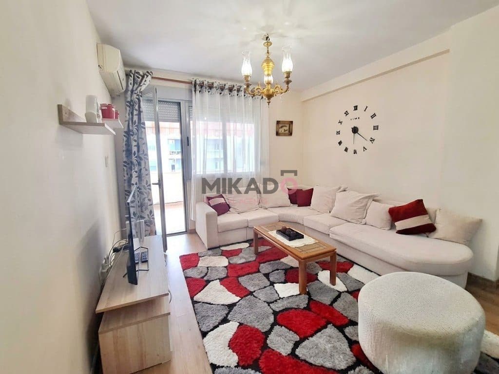 Apartament 2+1 me qira – Rruga e Kavajës, Condor Center !