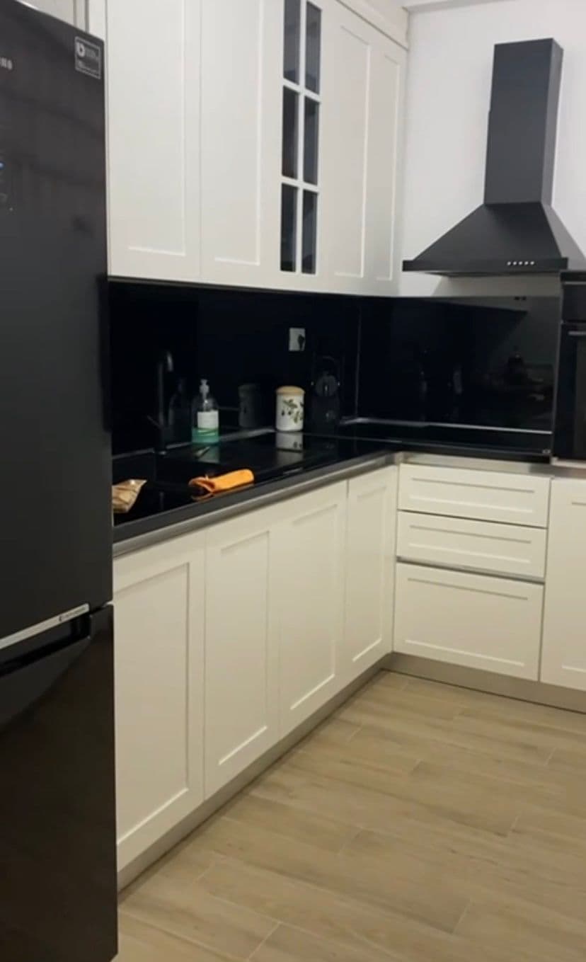 Shitet apartament 2+1 tek Kompleksi Lura 3, Gjiri i Lalzit! 3