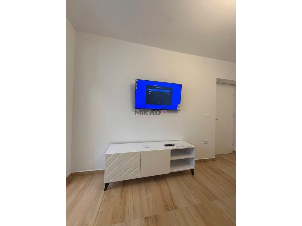 Apartament 1+1 me qira – Pranë Ekonomikut & Muzeut të Shkencave ! 4