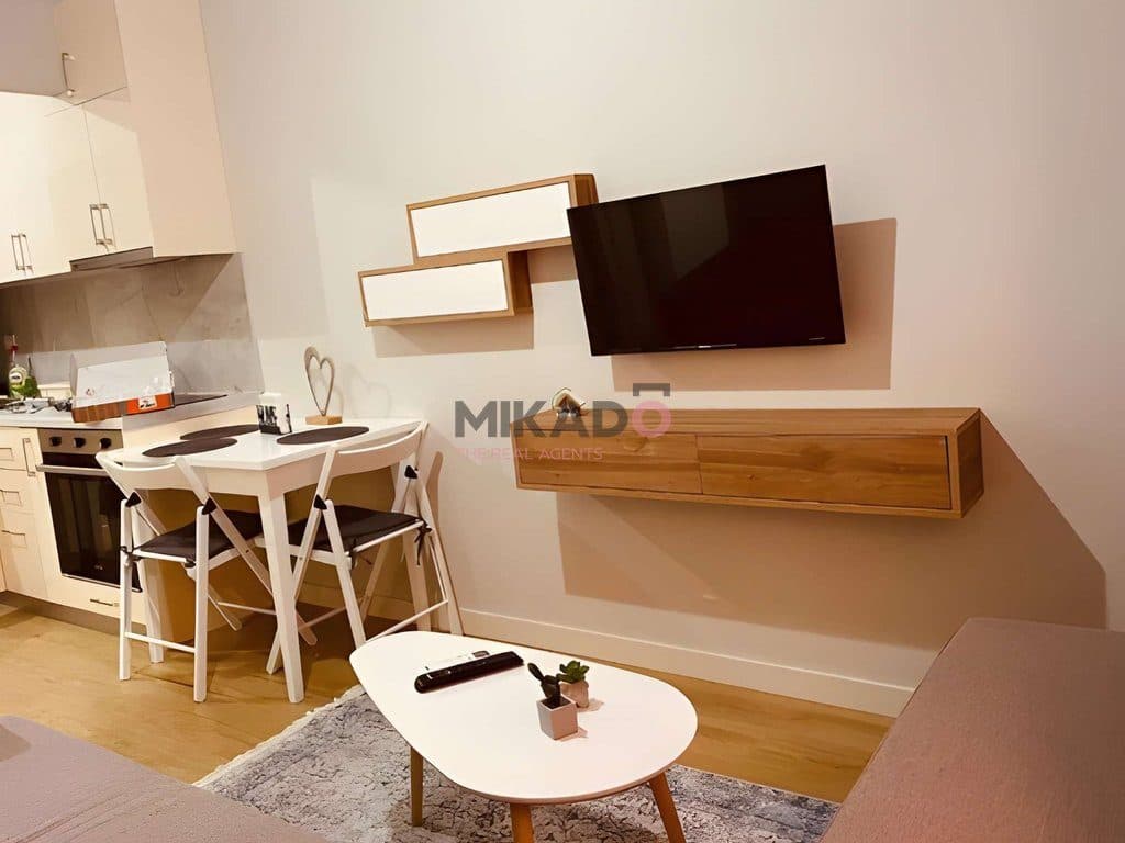 Jepet Apartament 1+1 me qira – Rruga "Muhamet Gjollesha" ! 2