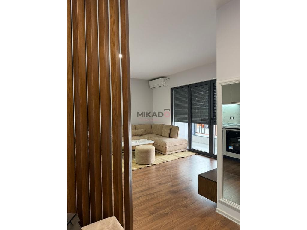 Jepet me Qira Apartament 1+1 – Rruga "Jordan Misja" ! 2