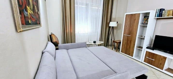 Apartament 1+1 me qira – Rruga e Kavajës, Vetëm 5 minuta nga qendra ! 2