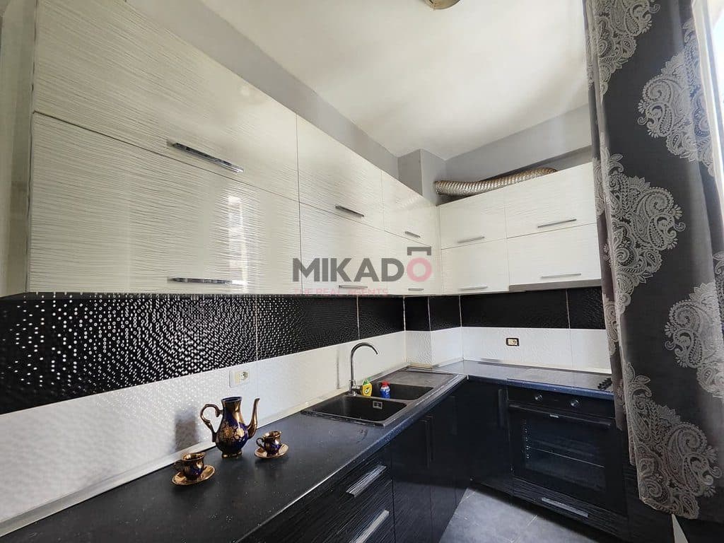 Apartament 1+1 me qira – Astir ! 4