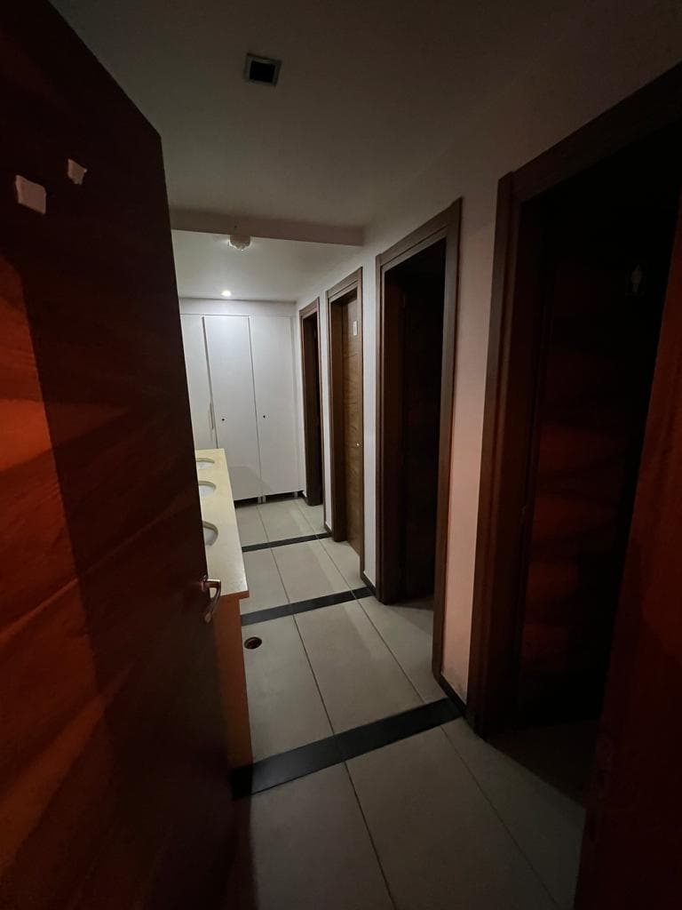 Jepet me qira Ambient Komercial ne Elbasan! 3