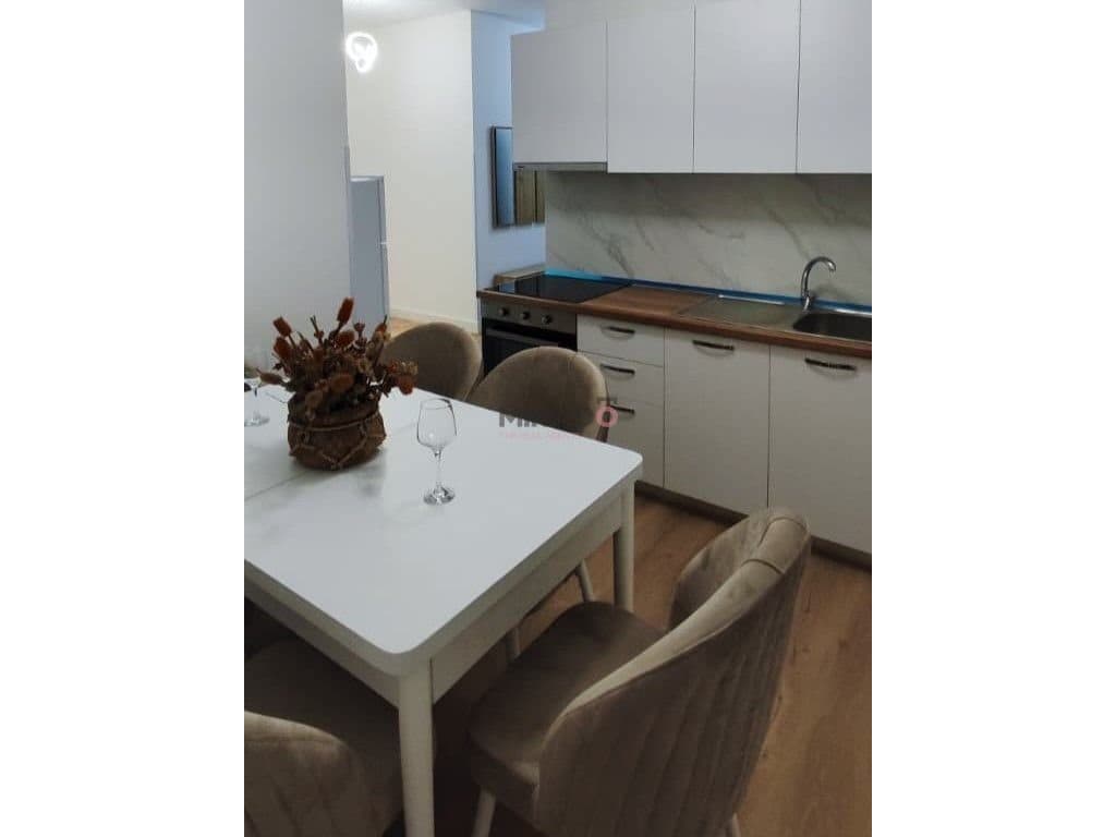 Apartament 1+1 me qira – pranë Myslym Shyrit & Rrugës së Kavajës ! 4