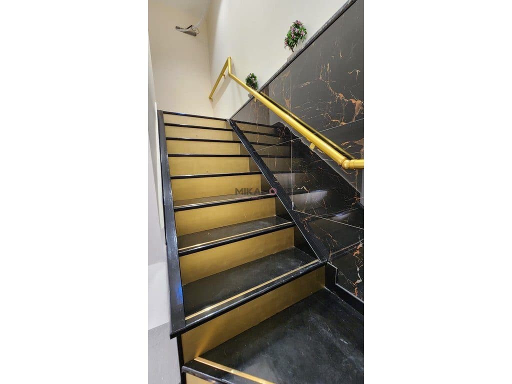 Duplex me qira 2+1+2 – Rruga Pjetër Budi ! 3