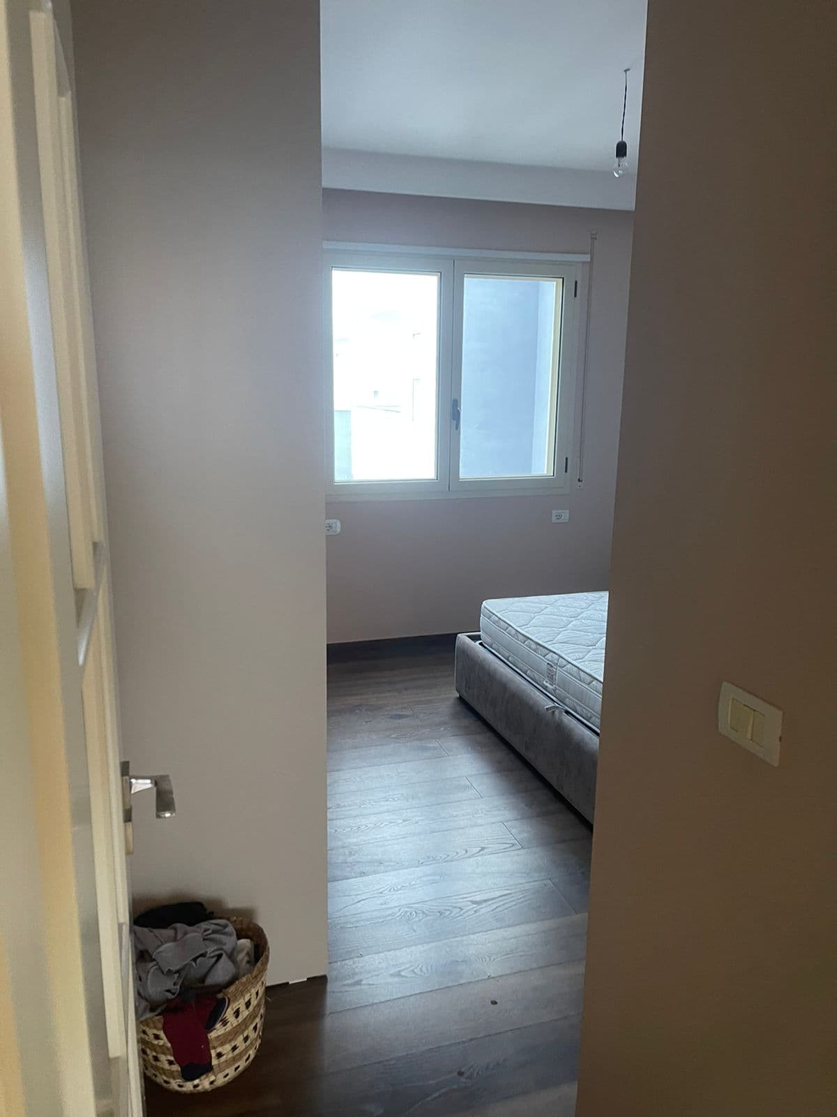 Shitet Apartament 2+1 ne Lungomare, Vlore! 3