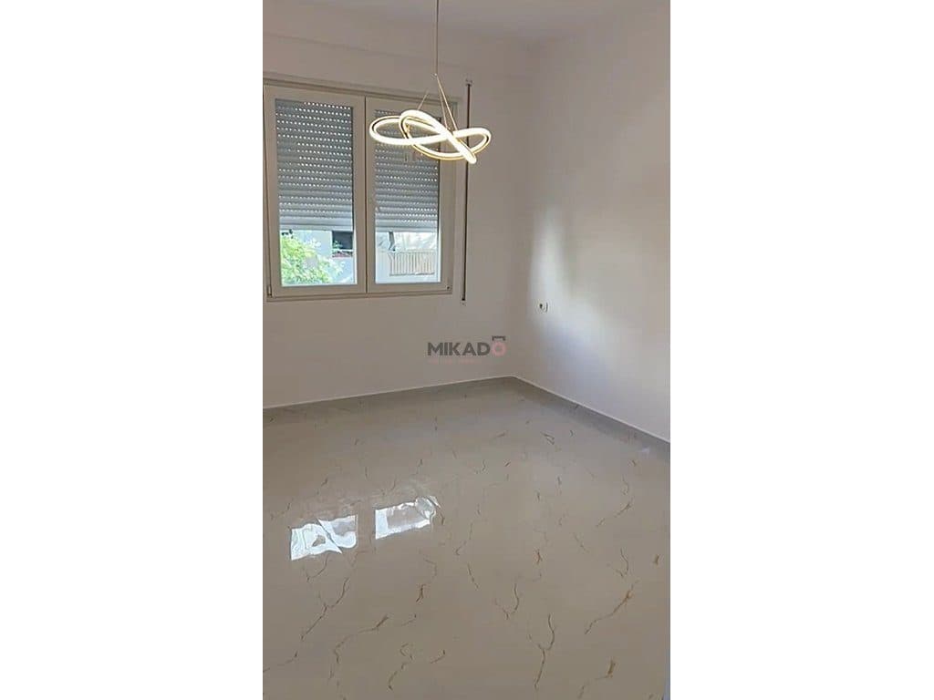 Jepet me Qira Ambient Biznesi ne Rrugen 5 Maji, prane Concord Center! 2