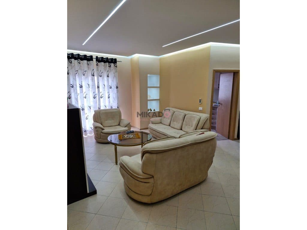 Apartament 2+1 me qira – Rr. e Kosovareve, pranë Liqenit Artificial ! 3