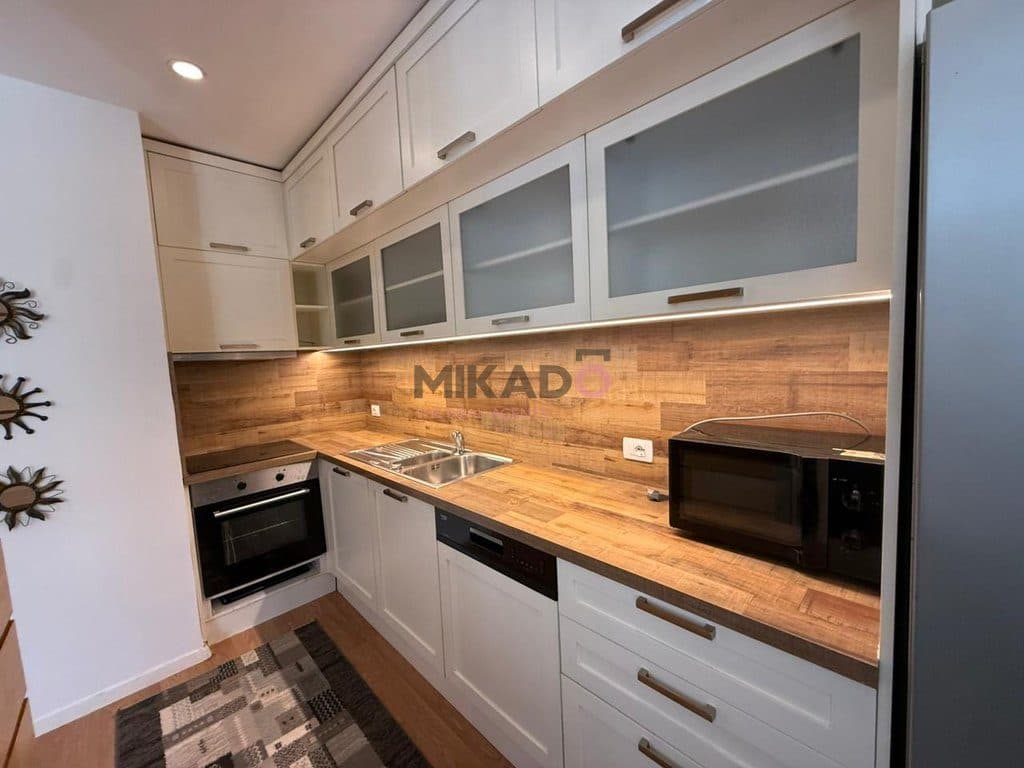 Jepet me Qira Apartament 2+1 tek Kodra e Diellit ! 3