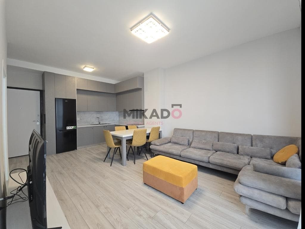 JEPET APARTAMENT 1+1 ME QIRA – Komuna e Parisit !