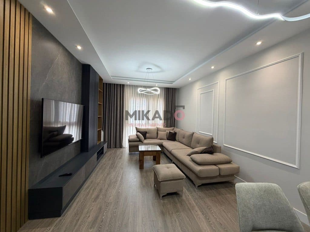 Jepet me Qira Apartament 2+1+2+Post Parkimi tek Rose Garden Residence! 3