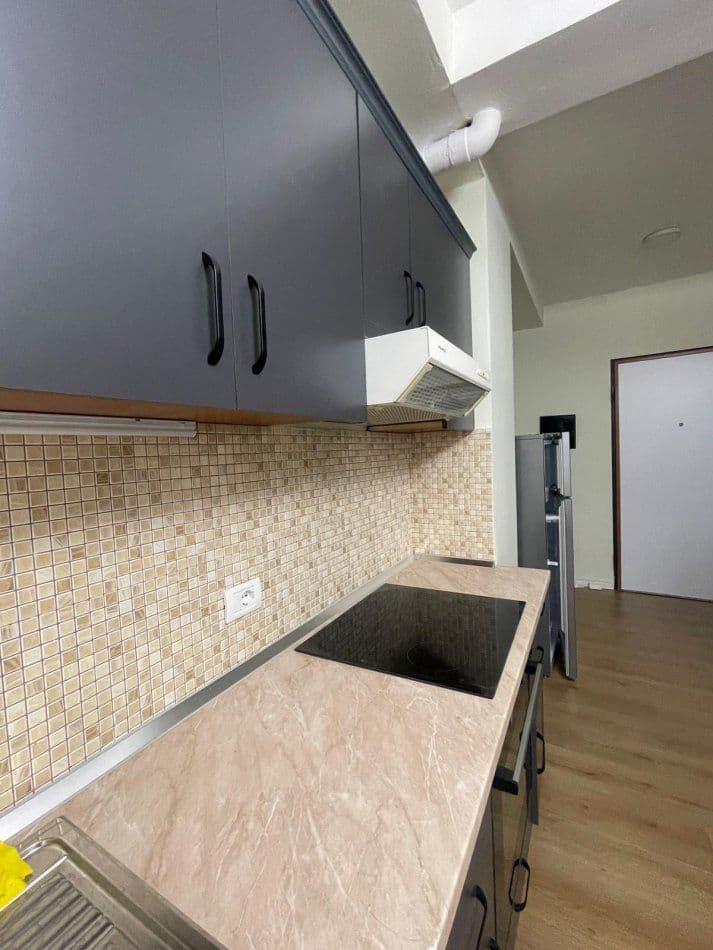 Jepet me Qira Apartament 1+1 – Komuna e Parisit ! 4