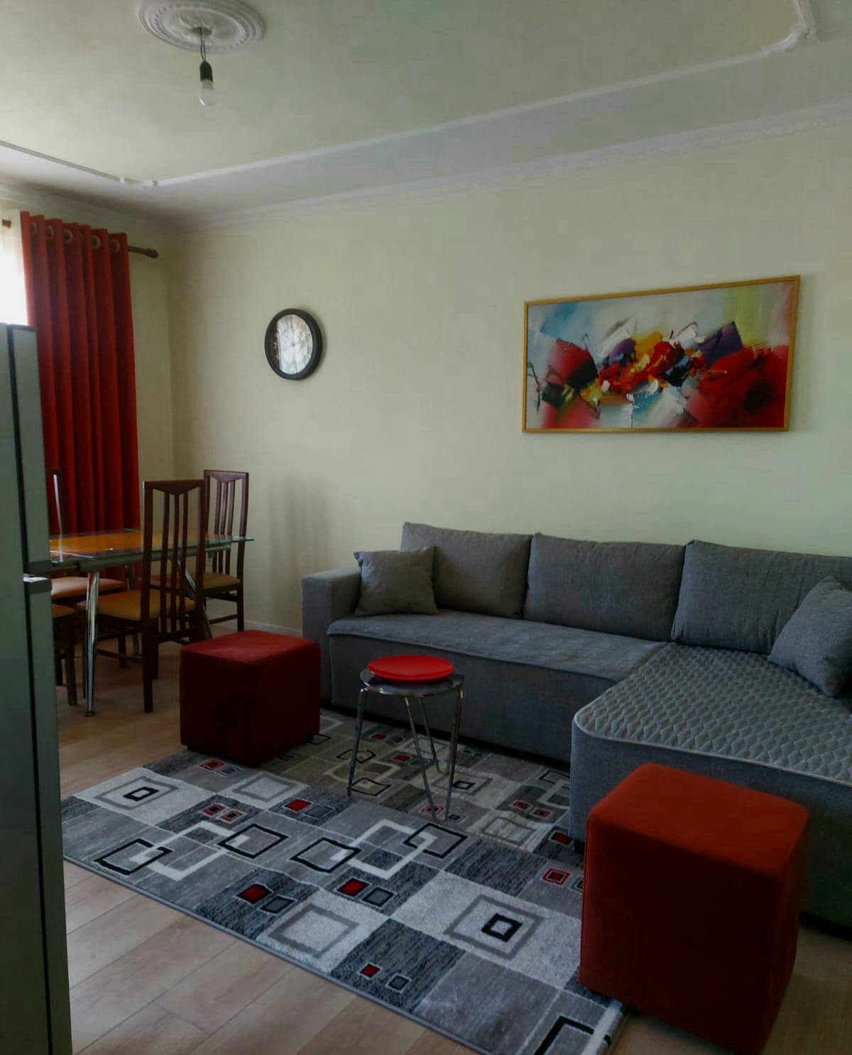 Jepet Apartament 1+1 me qira – Ali Demi !