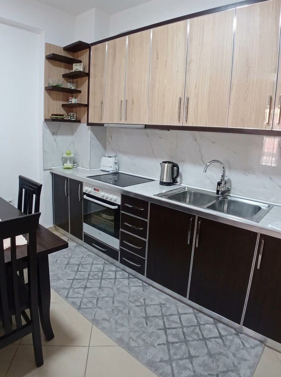 Apartament 2+1 me qira – Golden Park, Përballë Amerikan 3 ! 3