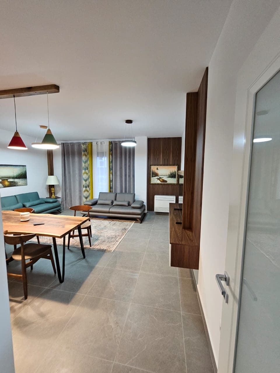 JEPET ME QIRA APARTAMENT 2+1+2 TEK LIQENI I THATE! 2