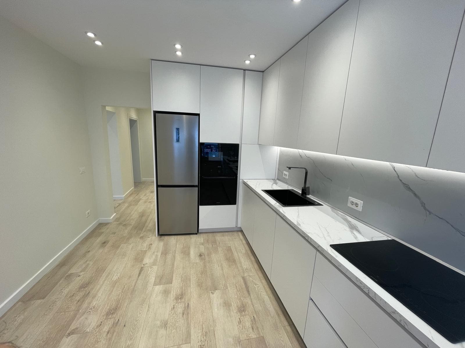 Apartament 3+1+2 me qira – 9 Kateshet !