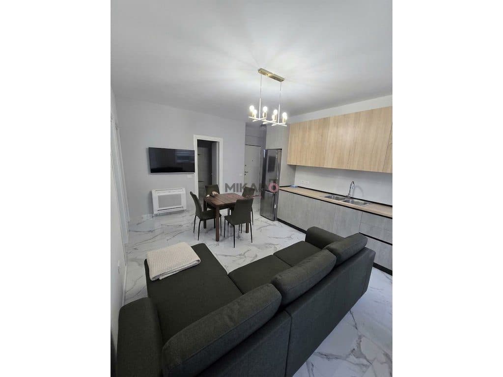 Apartament 2+1 + Ballkon me Qira – Liqeni i Thatë !