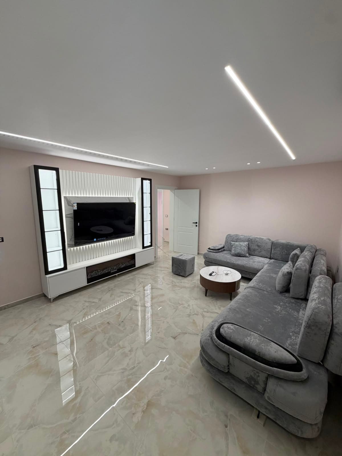 Apartament 2+1+2 + Parkim me Qira - Rruga e Elbasanit !