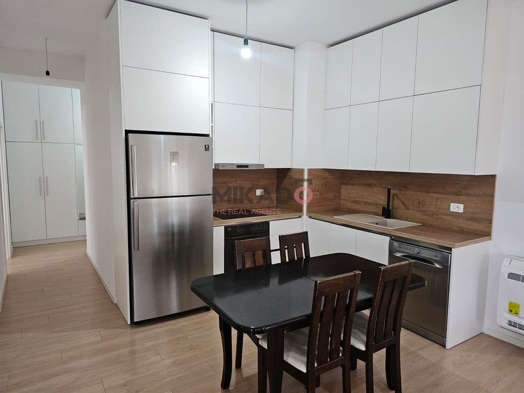 Jepet me Qira Apartament 2+1+ ballkon + post parkimi – Ali Demi ! 3
