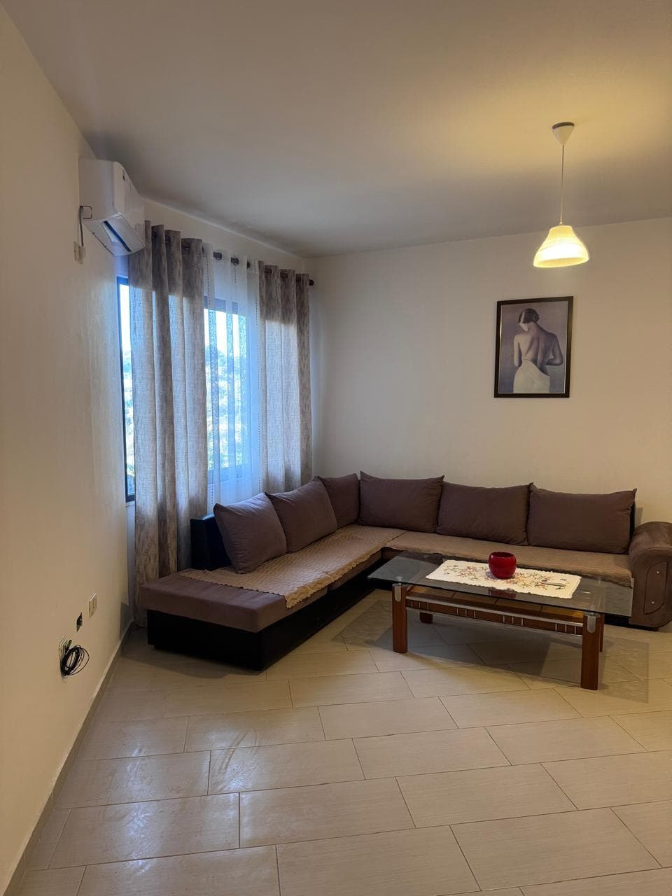 Apartament 1+1 me qira – Astir !