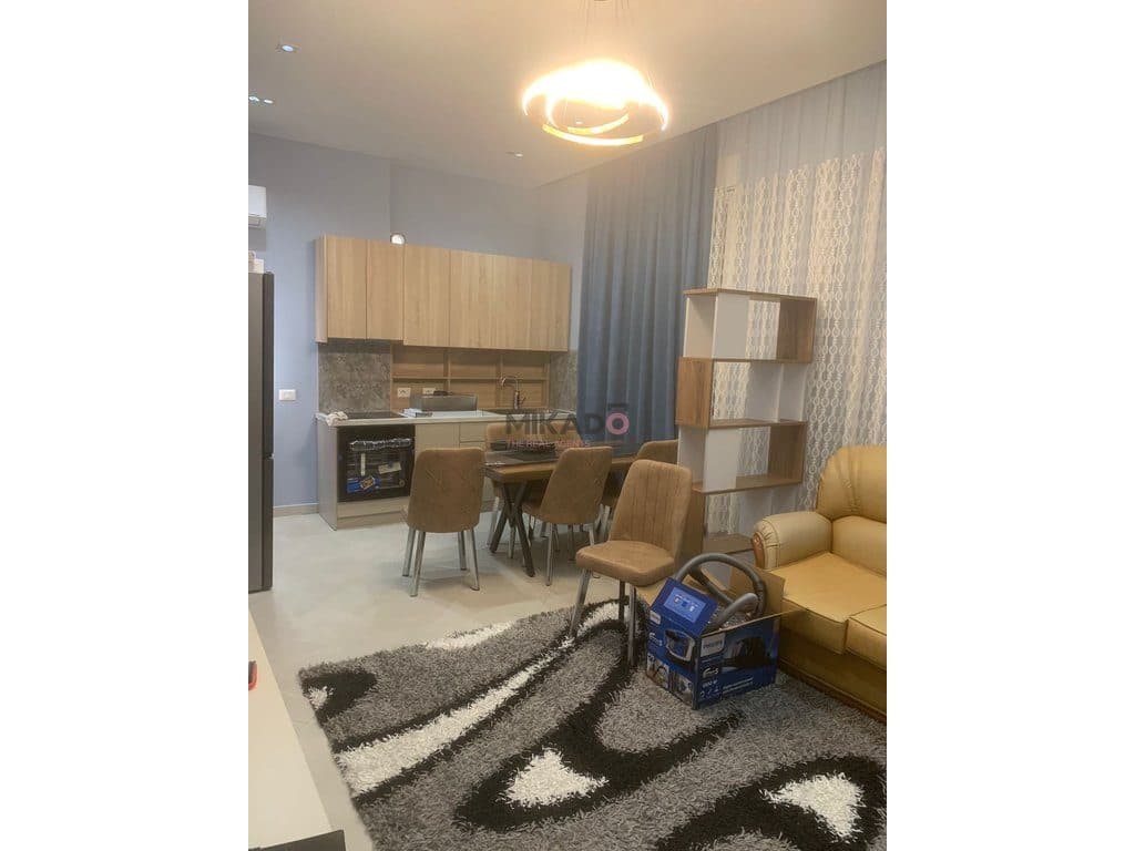 Apartament 1+1 me qira – Kombinat !
