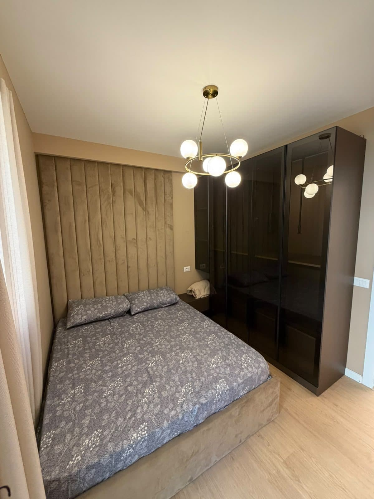 Apartament 1+1 me qira – Materniteti i Ri ! 3