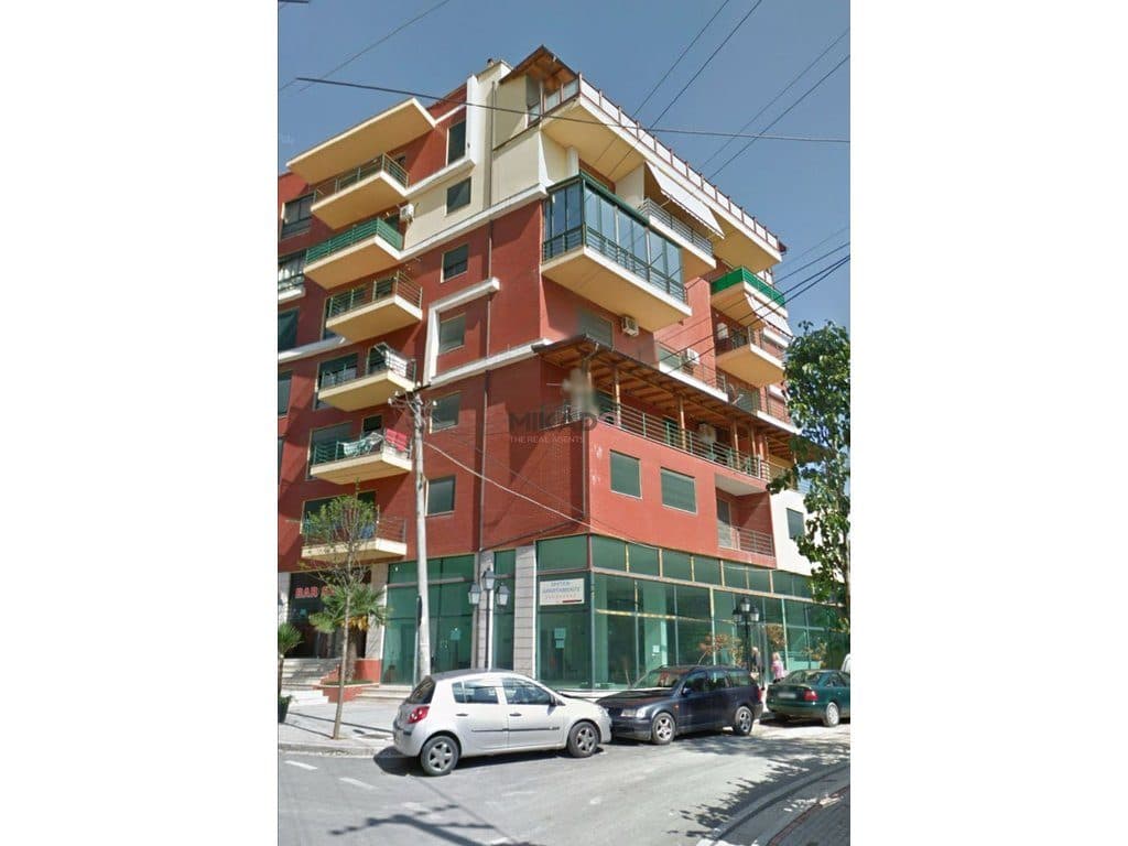 Shitet apartament 2+1+2 tek Restorant Fresku,Fresk!