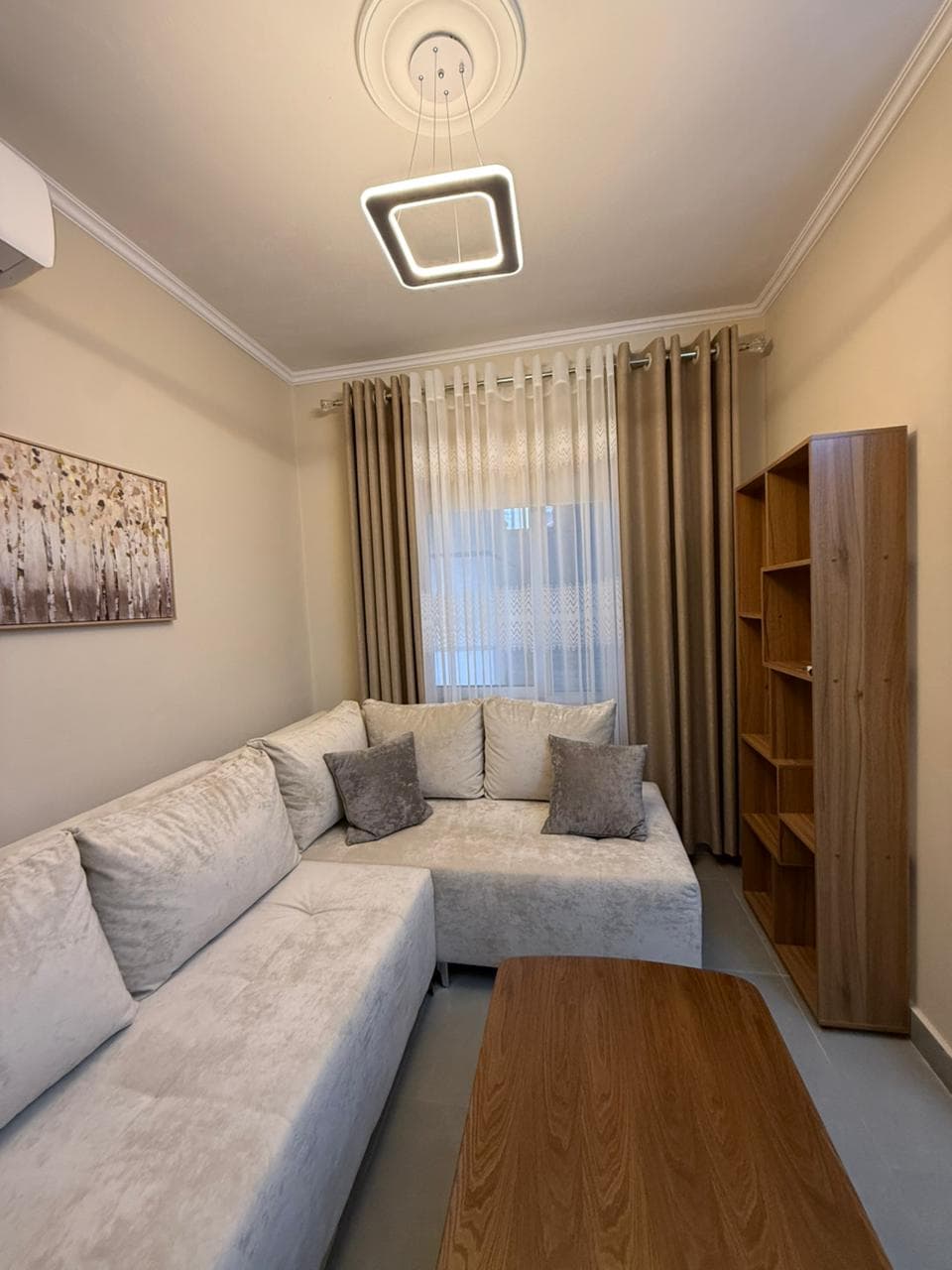 Jepet me Qira Apartament 1+1 ne Laprakë ! 3