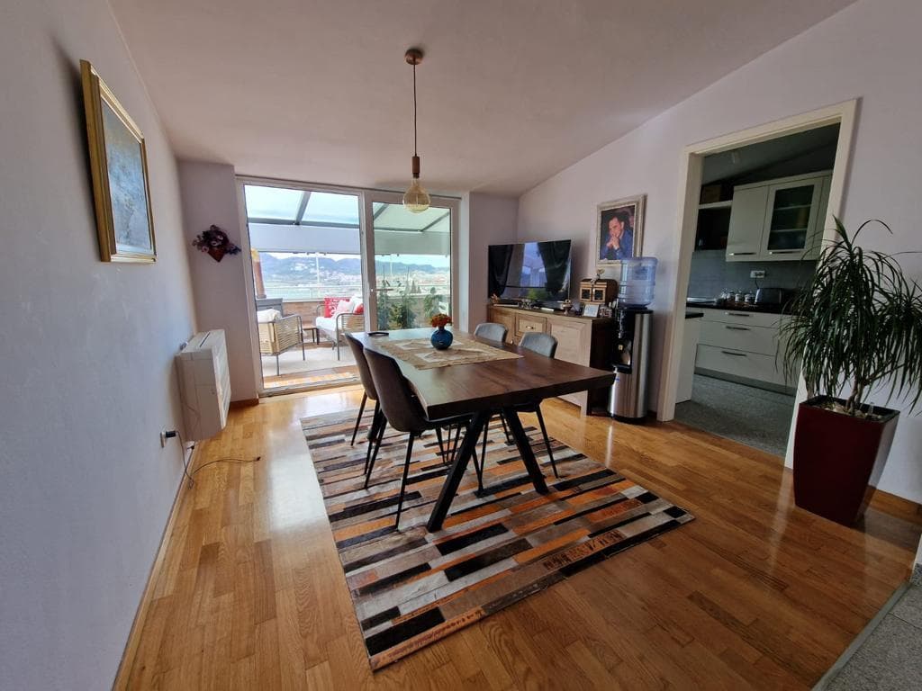 Jepet me Qira Apartament 2+1 ne Sauk! 4