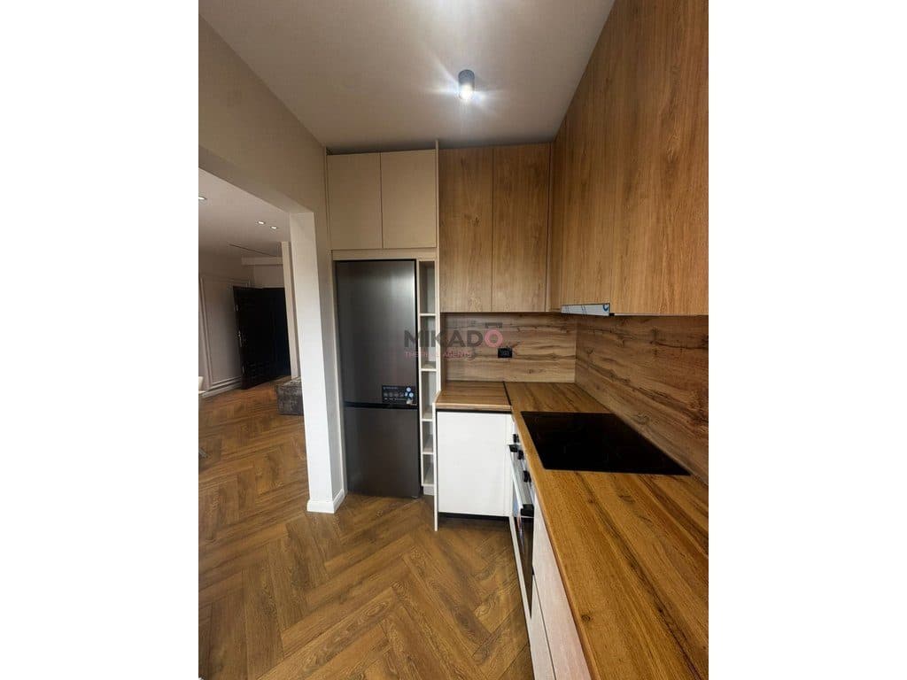 Shitet apartament 2+1 + garderobë – përballë Delijorgjit ! 4