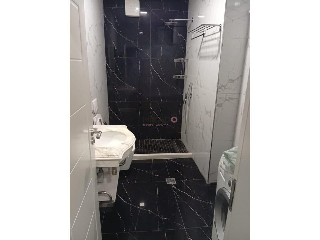 🏡 Jepet me Qira Apartament 1+1 – Rruga "5 Maji" ! 4