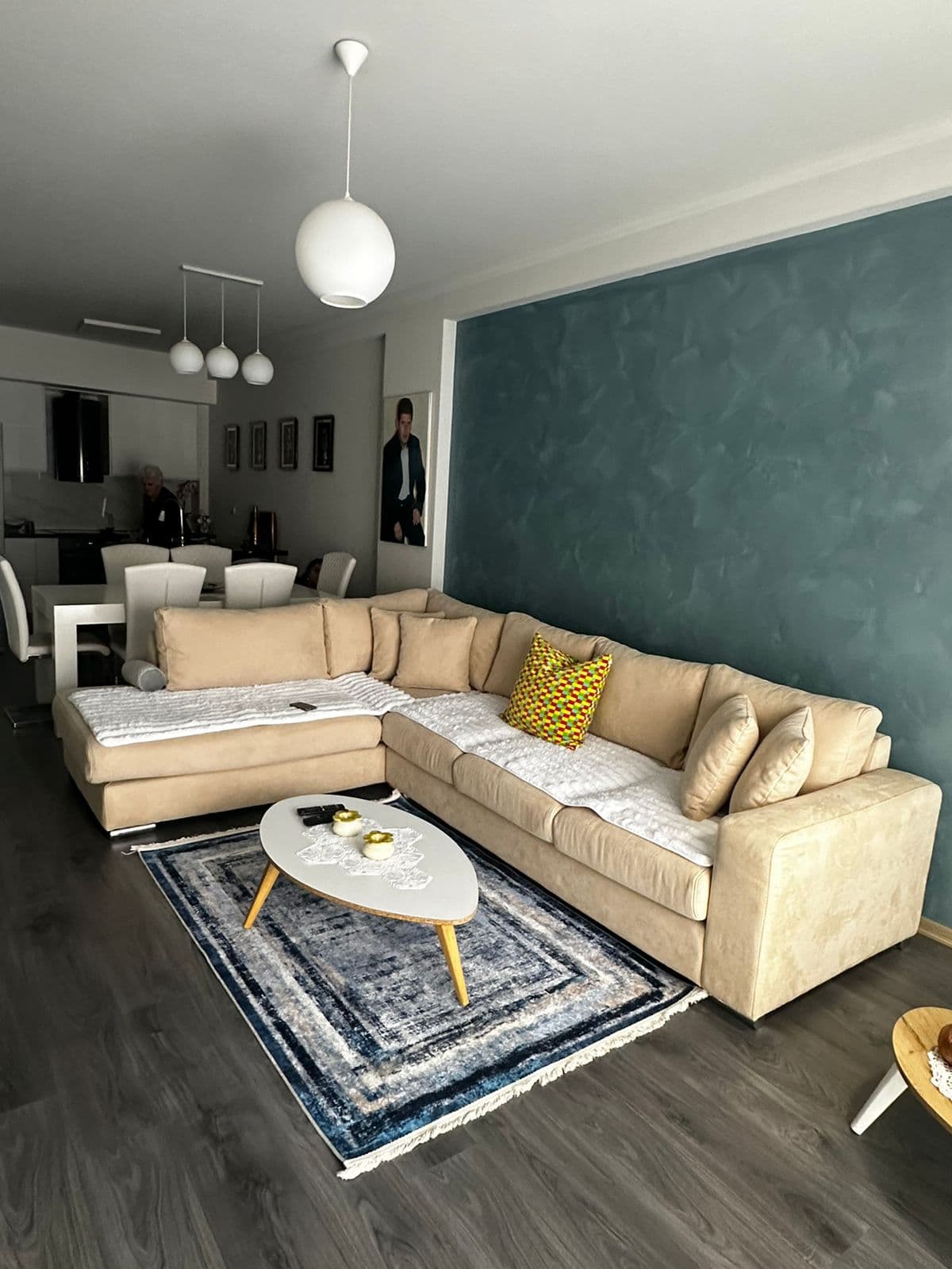 Shitet Apartament 3+1+2 ne Fresk!