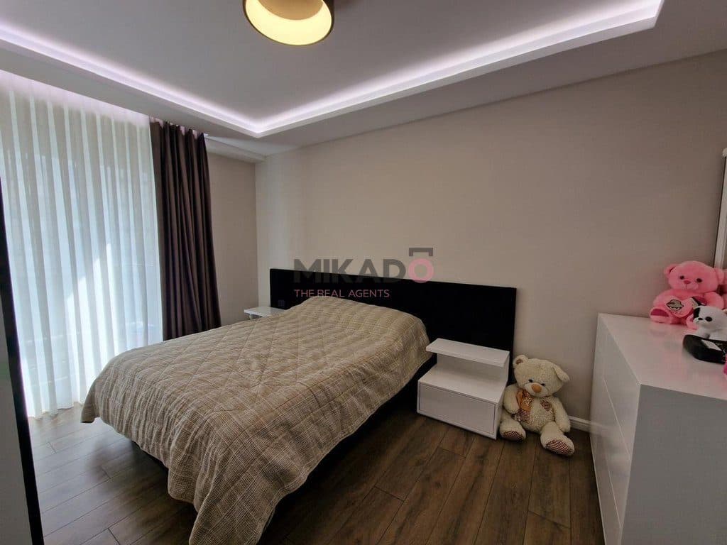 Shitet Apartament 3+1+2 + 2 Poste Parkimi - Kompleksi Turdiu ( Ish fusha e aviacionit ) 4