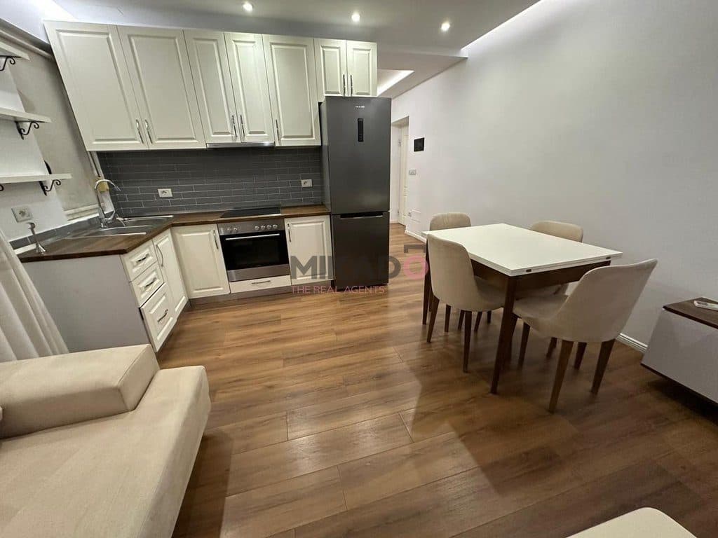 Jepet me Qira Apartament 1+1 – Pranë Selvisë !