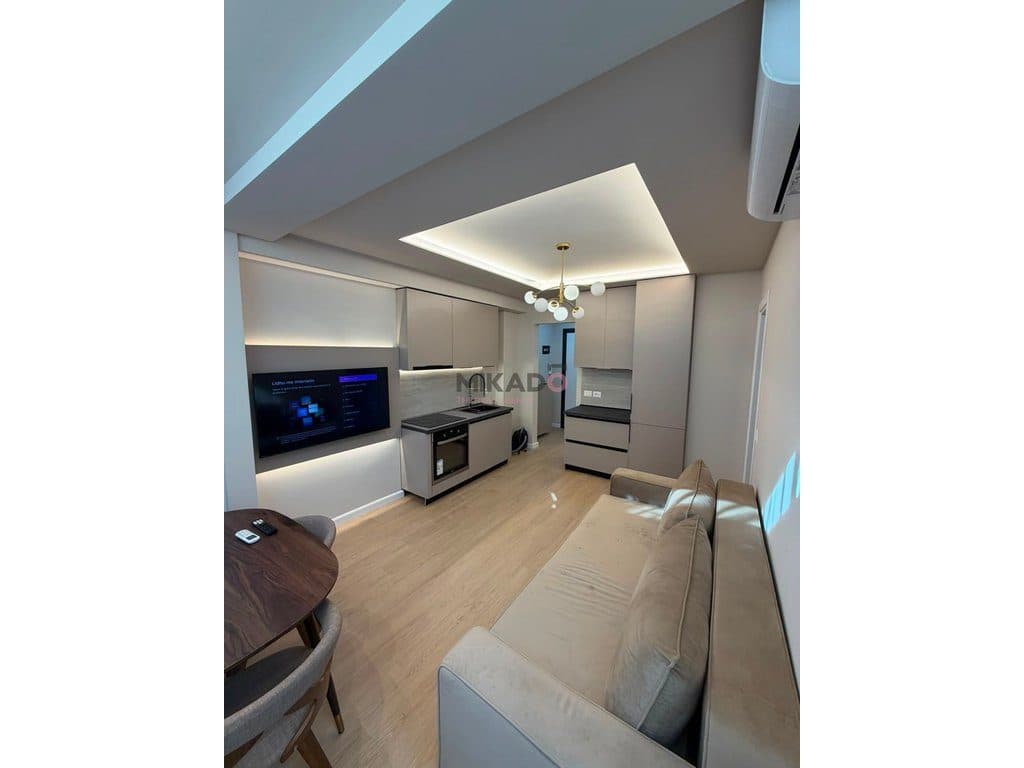Apartament 1+1 me qira – Materniteti i Ri ! 2