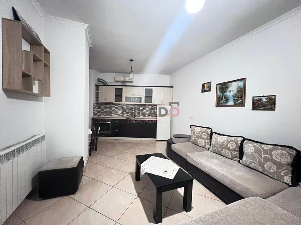 📌Jepet me Qira Apartament 1+1 – Rruga Xhanfize Keko ! 2