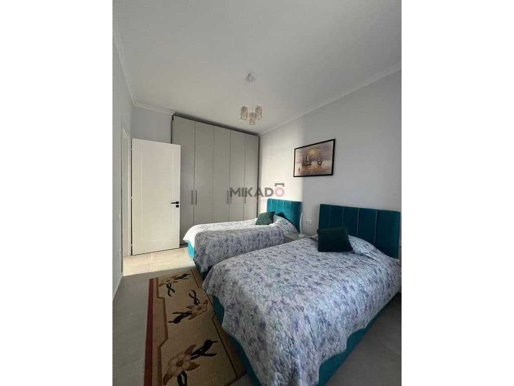 Apartament Lux 2+1+2 me Qira – Kafe Flora (Afer Qendrës së Tiranës) ! 4