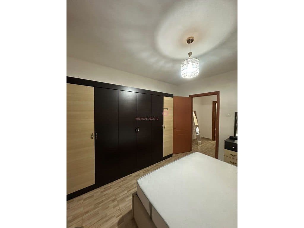 Apartament 1+1 me qira – Tirana e Re, Rr. Irfan Tomini ! 4