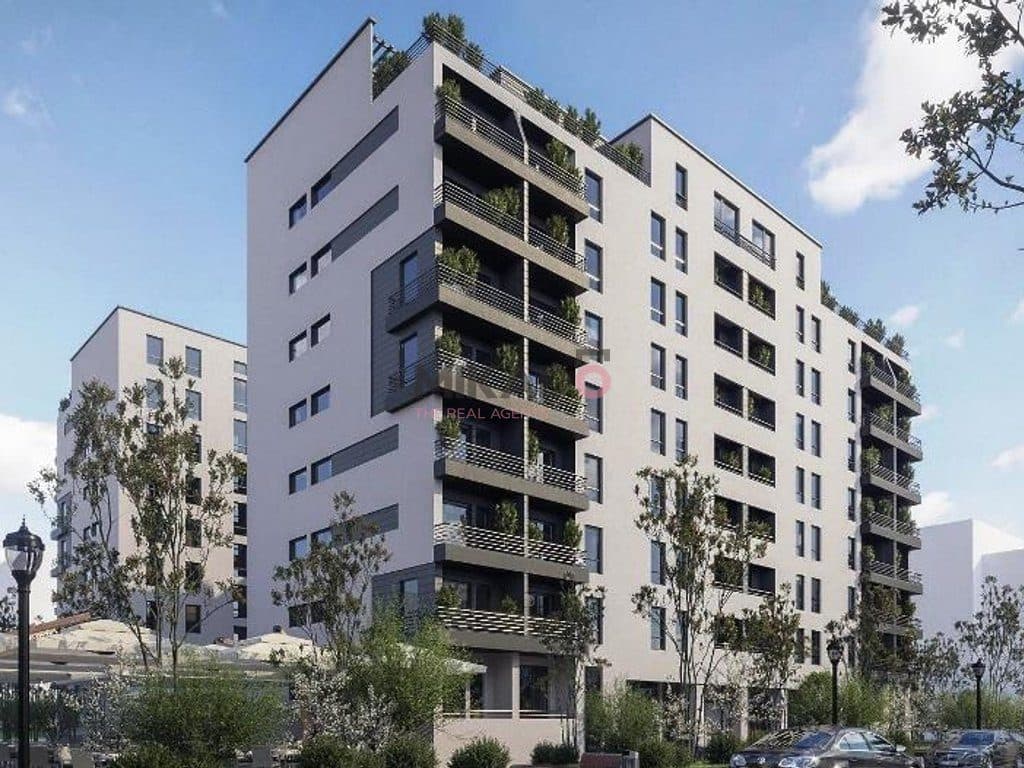 Shitet Apartament 2+1+2 ne Kinostudio!