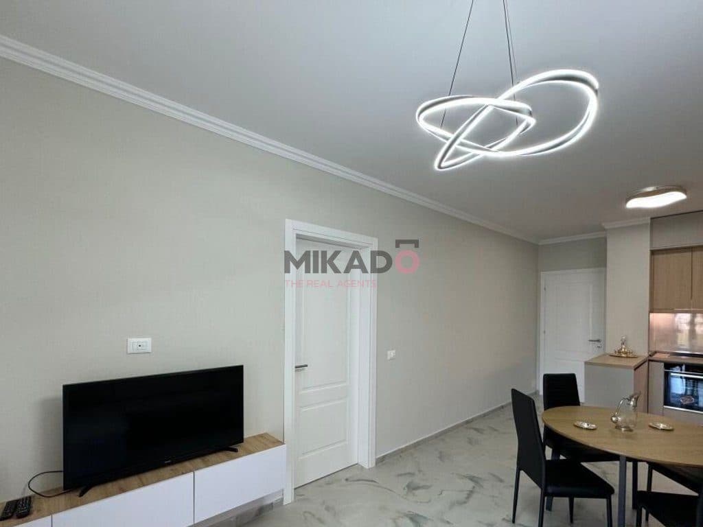 Jepet me Qira Apartament 2+1 – Tek Kopshti Botanik !