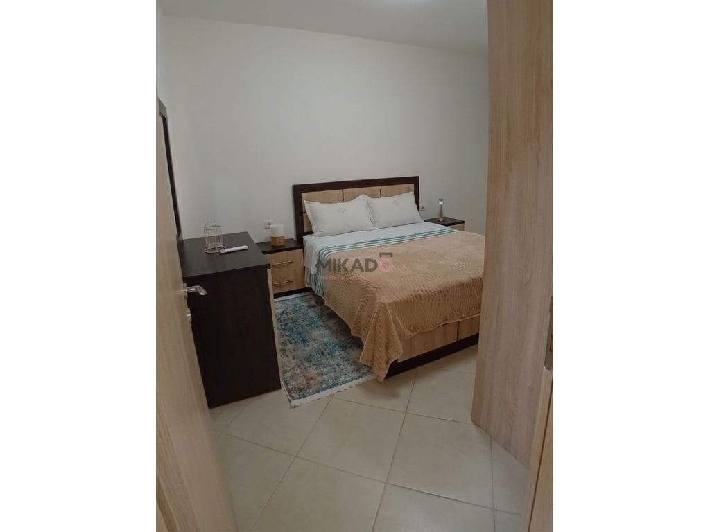 Apartament 2+1 me qira – Golden Park, Përballë Amerikan 3 ! 4