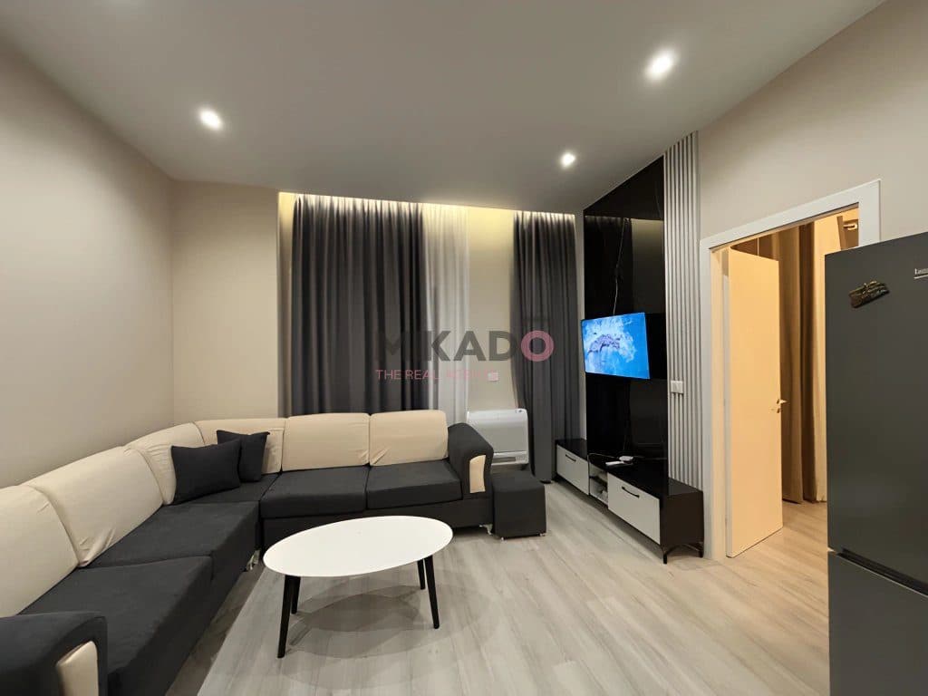 JEPET APARTAMENT 1+1 ME QIRA – Kopshti Botanik !