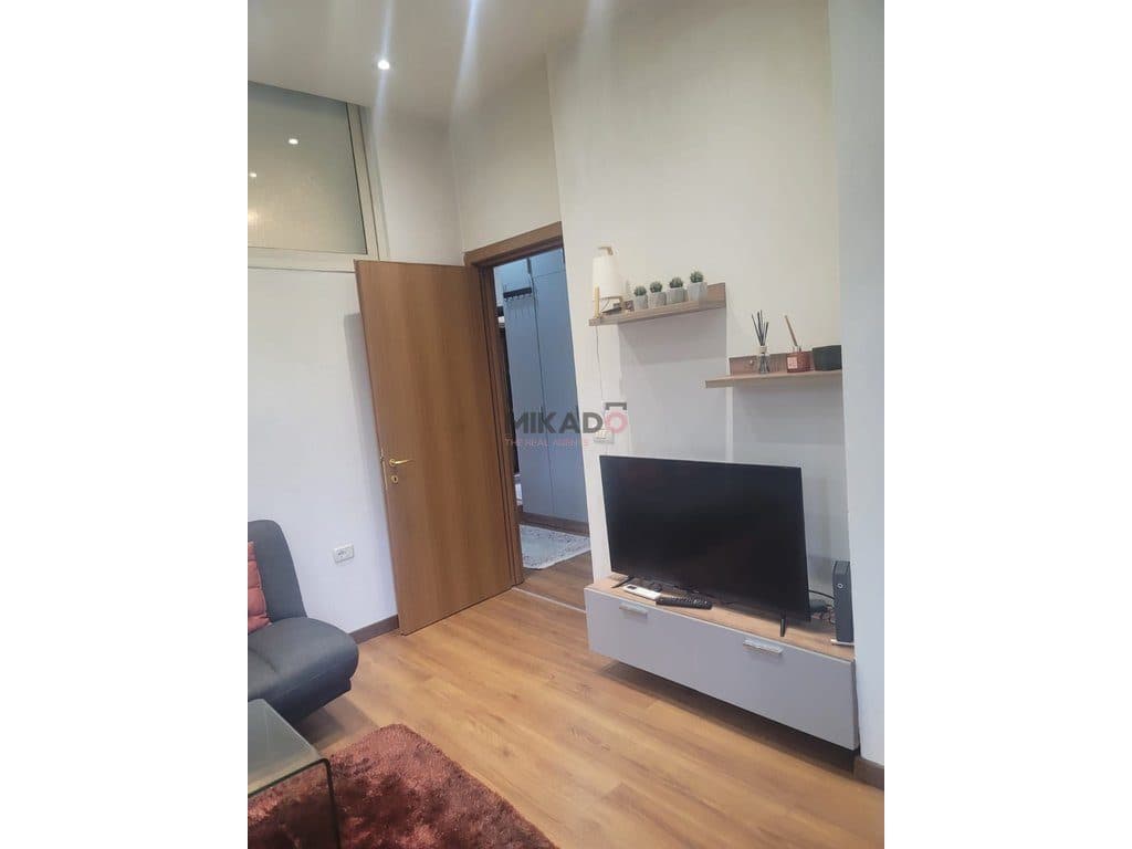 Apartament 1+1 me qira – Ne Qendër të Tiranës ! 3