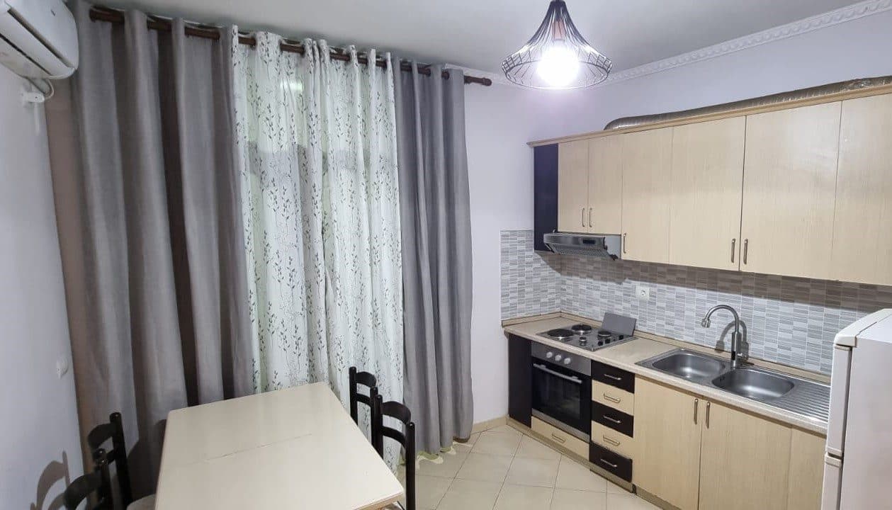 Apartament 1+1 me qira – Astir, afër vilës L ! 3