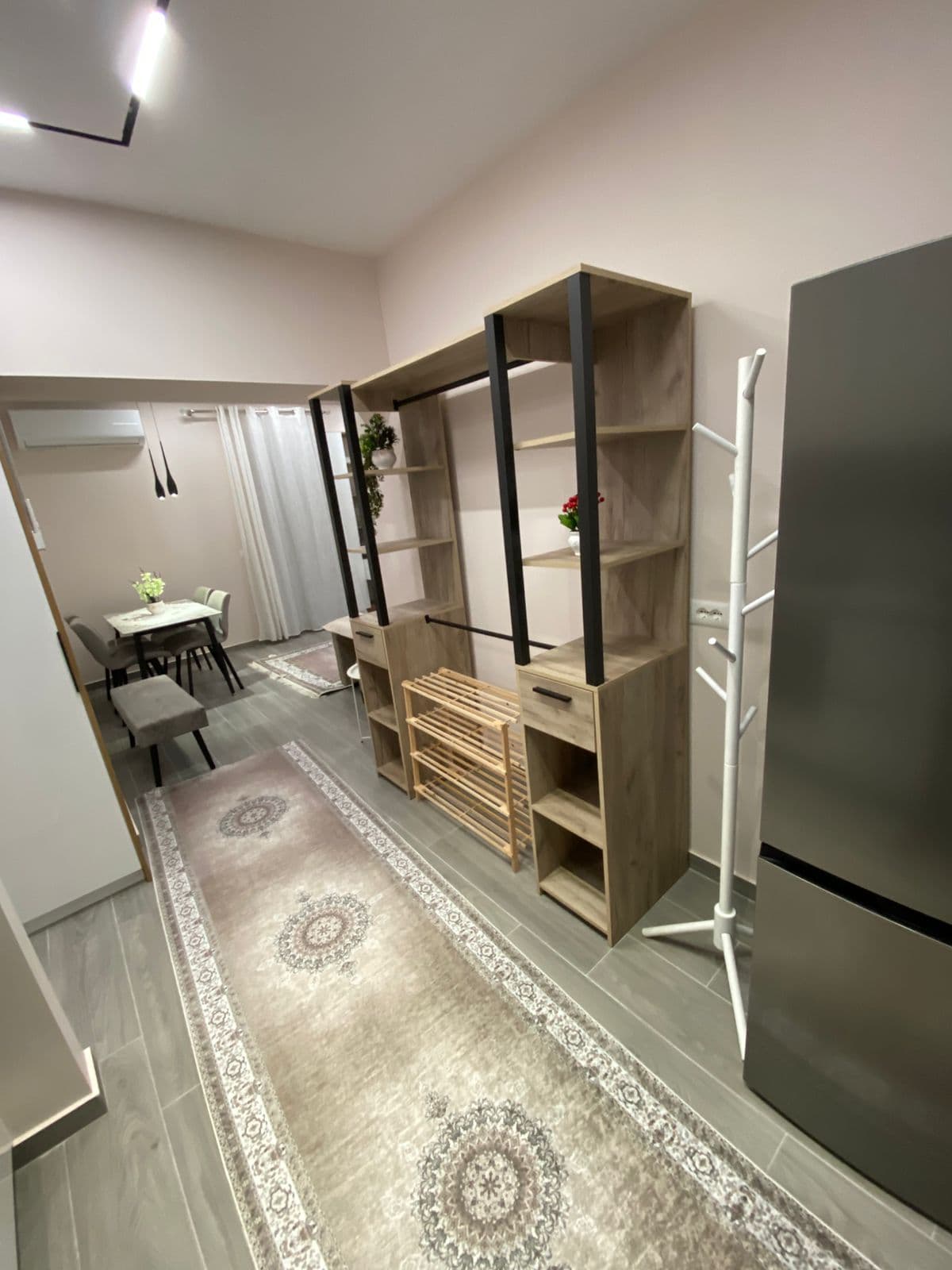 Apartament 1+1 me qira – Pranë Linceut, Rruga e Elbasanit ! 4