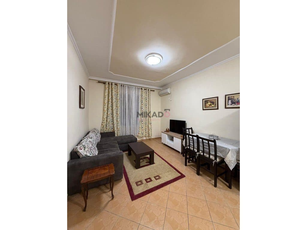 Apartament 1+1 me qira – Medreseja !