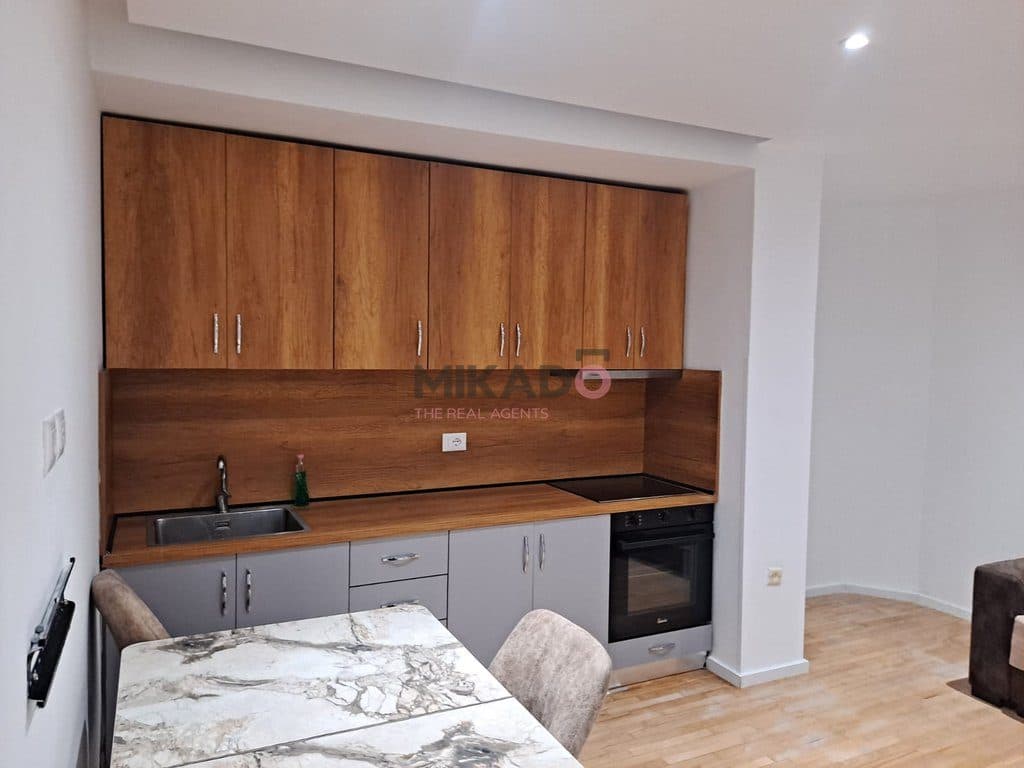 Apartament 2+1 me qira – Stacioni i Trenit ! 3