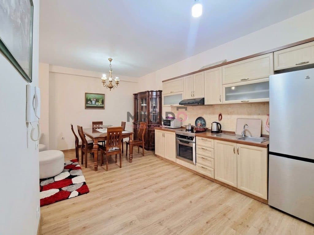 Apartament 2+1 me qira – Rruga e Kavajës, Condor Center ! 2